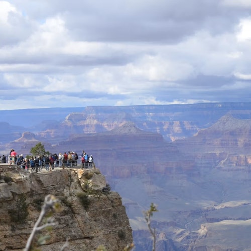 Parque Nacional del Gran Cañón: Excursión en Hummer o Helicóptero + Vuelo desde Boulder City
