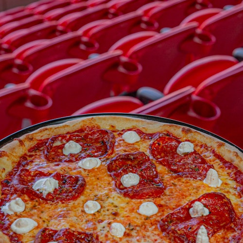 Estádio da Luz & Benfica Museum: Entry Ticket + Meal