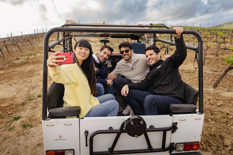 Winery Experience with Tastings and Setúbal Tour from Lisbon