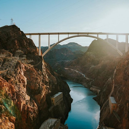 Las Vegas: Visita guiada VIP a la Presa Hoover + Aventura en todoterreno + Comida