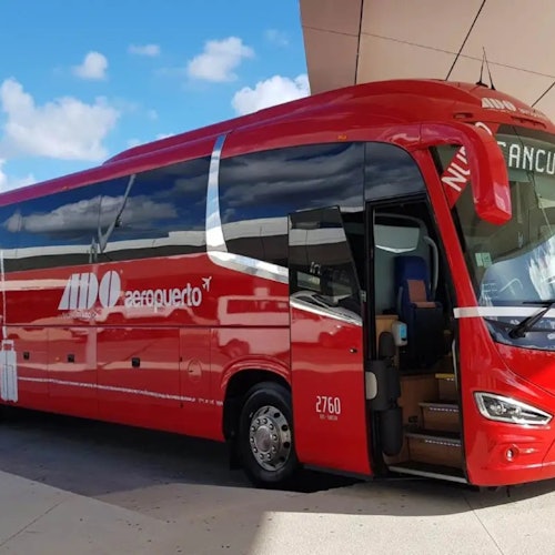 Tulum: Traslado en autobús desde/hasta el aeropuerto de Cancún