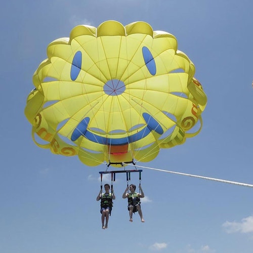 Cancún: Billete Fecha Abierta Parasailing
