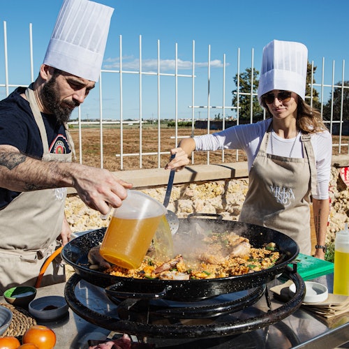 Valencia: Experiencia Cocinando Paella