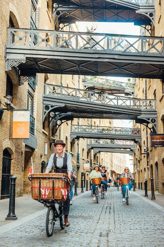 "London gin safari" guided bike tour with gin tasting