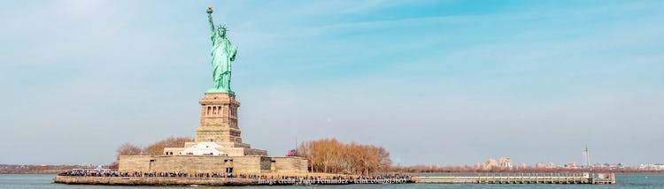 Statue of Liberty and Ellis Island private half-day guided tour
