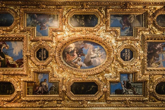 Entradas para el Palacio Ducal de Venecia con guía en papel