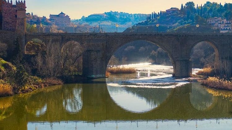 Excursión de un día a Toledo con billete para la tirolina