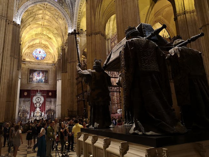 Seville Cathedral and Giralda small group guided tour