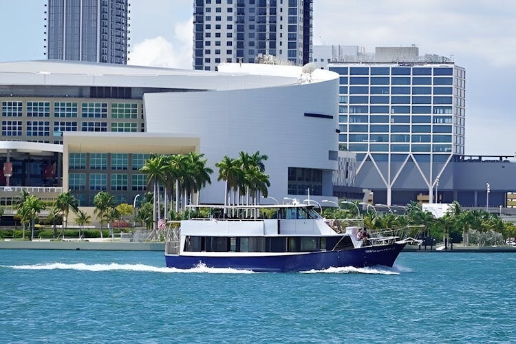 Biscayne Bay millionaire's row sightseeing boat tour