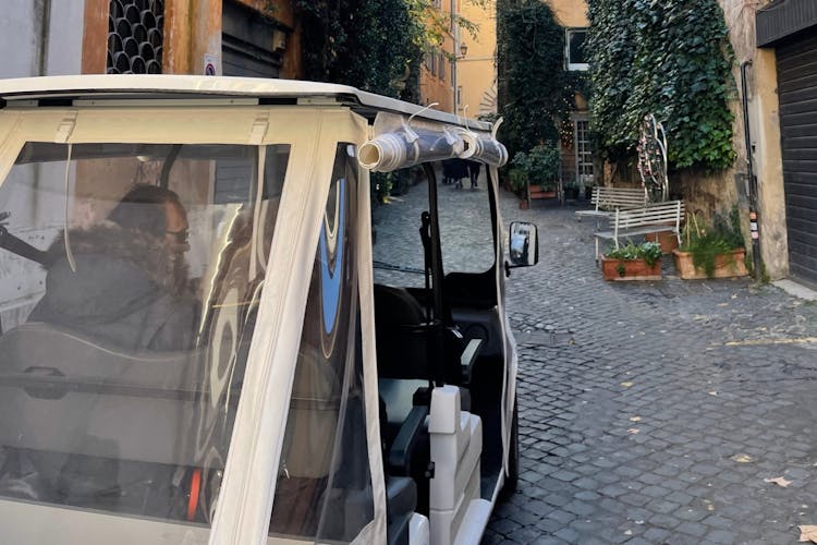 Rome’s Highlights on a Golf Cart Tour