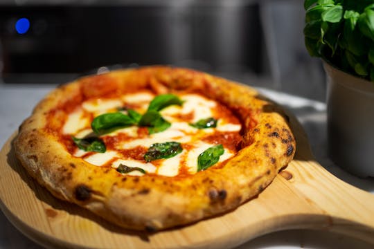 3-Hour Pizza and Gelato Cooking Class in the Heart of Rome