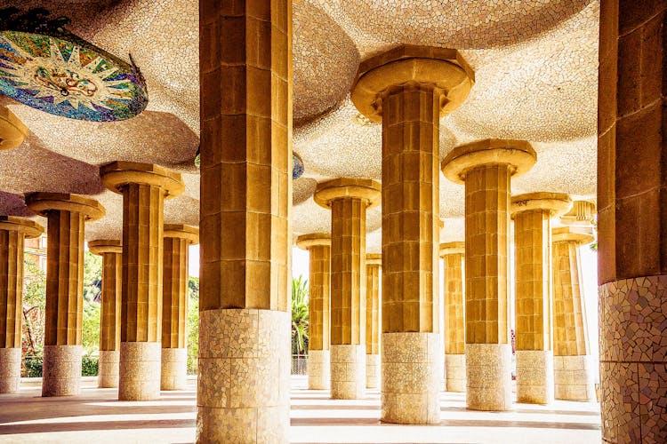 Visita guiada prioritaria al Parque Güell de Gaudí en alemán