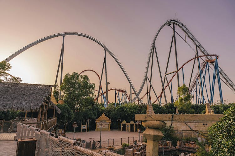 Entrada nocturna a PortAventura Park