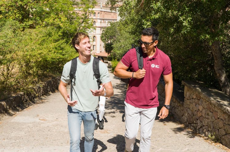 Montserrat full-day tour with lunch and winery visit