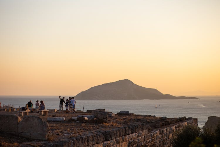 Cabo Sounion y Templo de Poseidón al atardecer desde Atenas