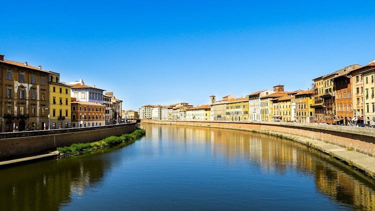 Pisa and Lucca small group tour from Florence