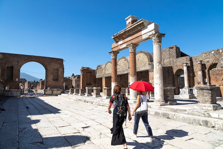 Pompeii and Herculaneum guided tour