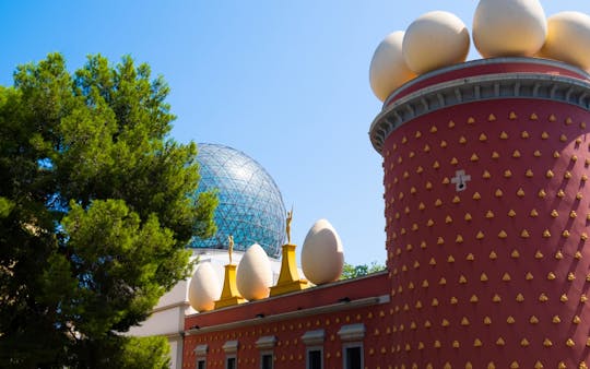 Girona, Dalí Museum and Cadaqués full-day tour from Barcelona