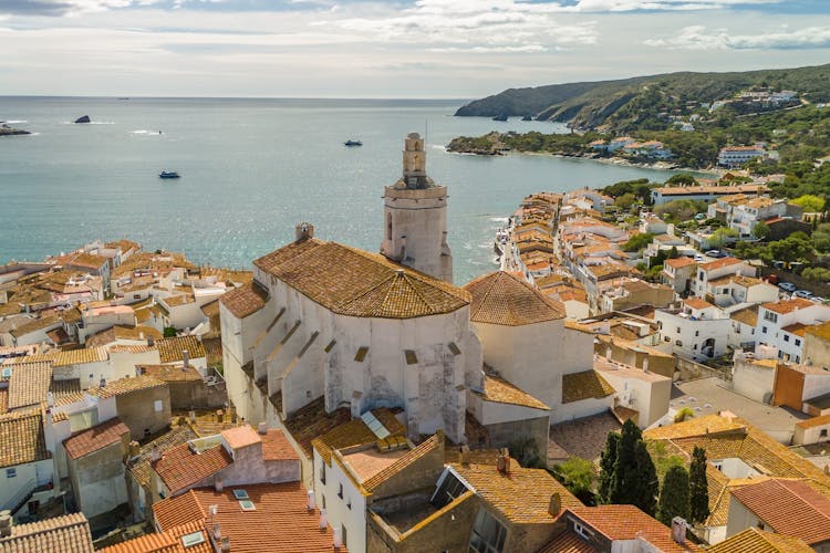 Tour to Girona, Figueres and Cadaqués from Barcelona