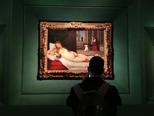 Timed Uffizi access with audio app