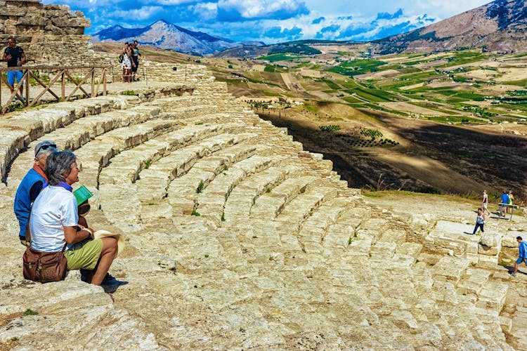 Excursión de medio día a Segesta desde Palermo