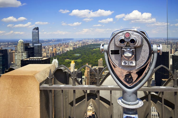 Rockefeller Center Guided Walking Tour With Optional Top of the Rock
