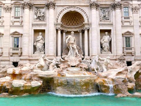 Visite guidée express de la fontaine de Trevi et ses souterrains à Rome