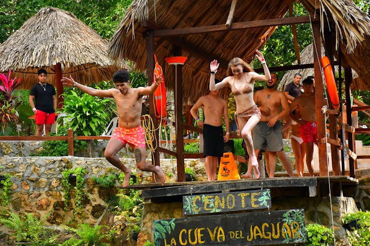 Aventura en 3 Cenotes para Grupos Pequeños y Degustación de Tequila