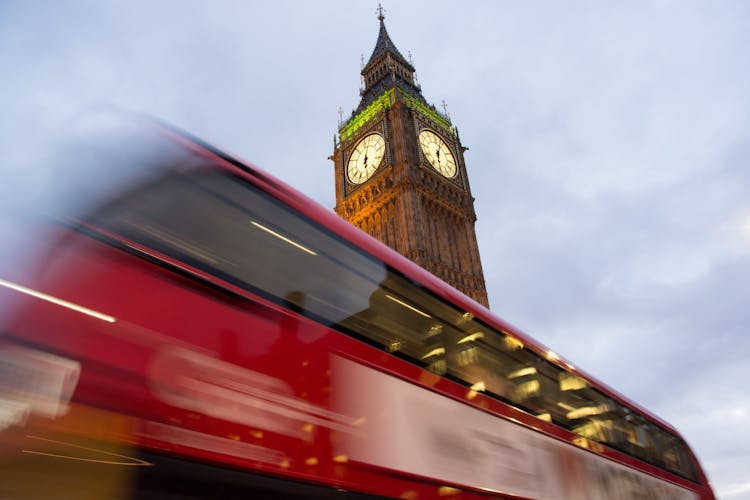 Private history walk through London with a local