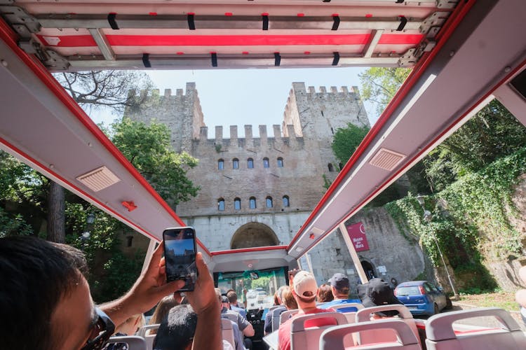 Rome Catacombs self-guided tour with round-trip transfer