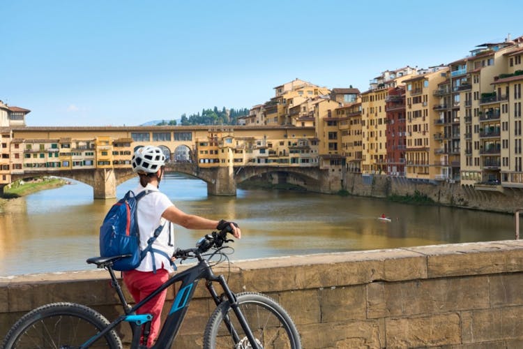 E-bike tour of Florence and Piazzale Michelangelo with surprise tasting