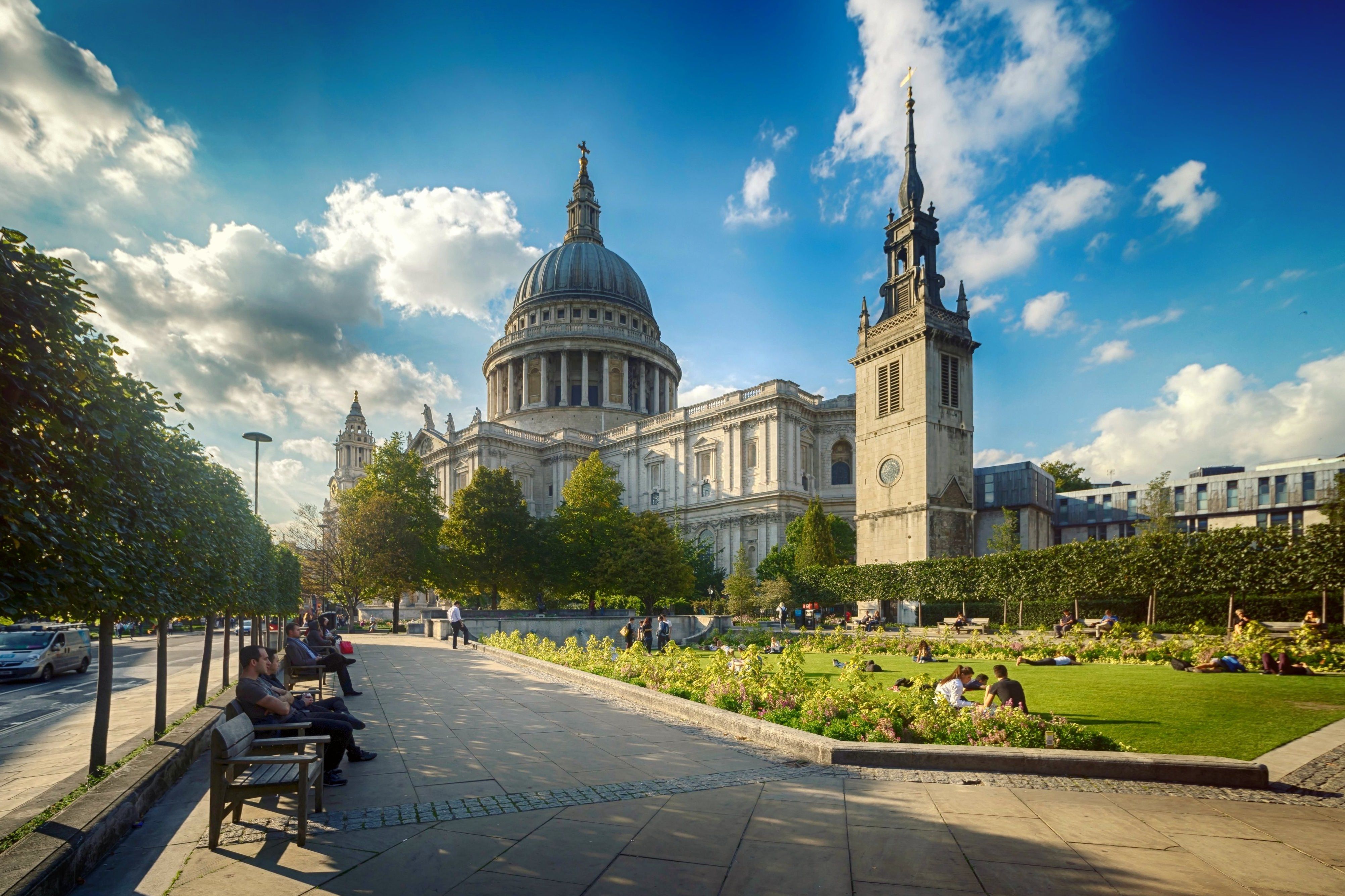 Bus London Tour with Thames River Cruise