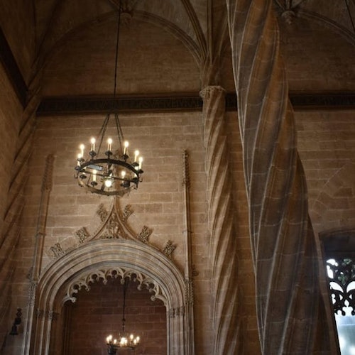 Lonja de la Seda, Iglesia de San Nicolás y Catedral: Visita guiada a pie