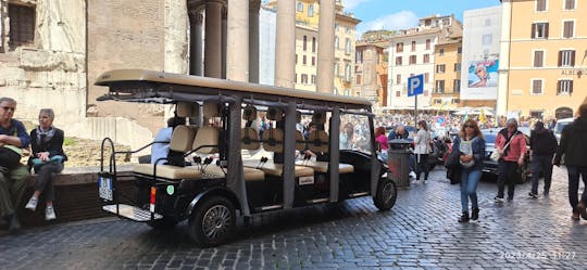 Rome by night tour with Colosseum and Trevi Fountain with a golf cart