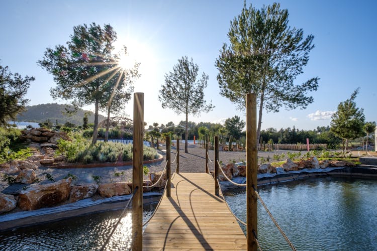 Entradas y visita guiada al Jardín Botánico Biotecnológico de BiBo Park Ibiza