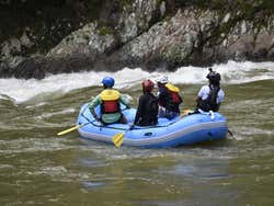 Rafting de nivel avanzado en el río Samaná