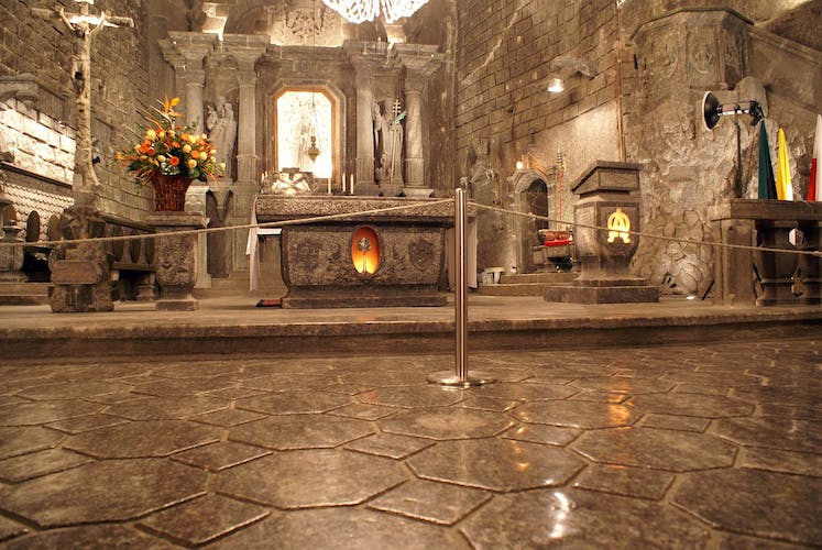 Auschwitz-Birkenau y mina de sal de Wieliczka más almuerzo desde Cracovia