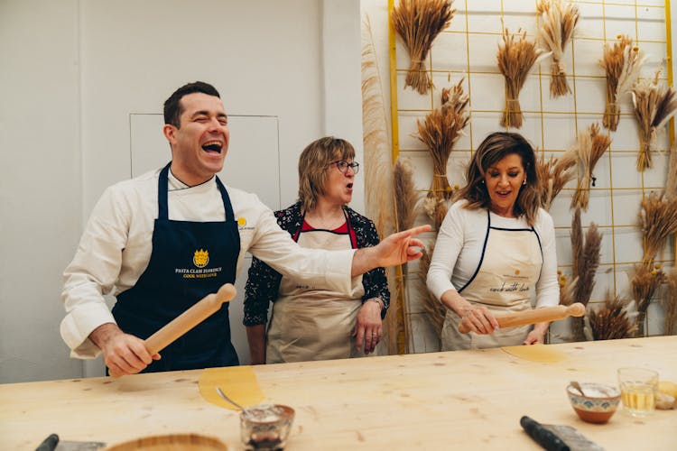 Market tour and pasta cooking class
