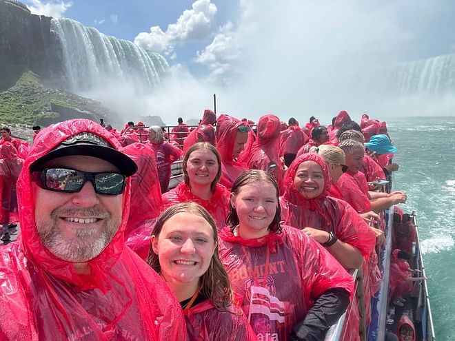 Kanada Yakası Niagara Şelaleleri Tekne Turlu Tur