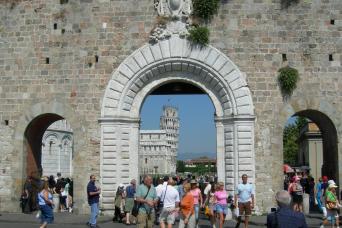 피렌체에서 출발하는 피사, 시에나, 산 지미냐노 당일 투어