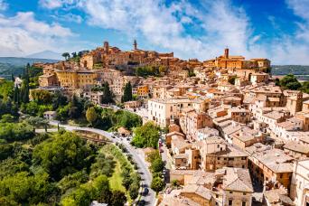 從羅馬出發的托斯卡納之旅，包括品酒和午餐