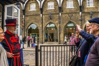 Tower of London Tickets with Beefeater Tour