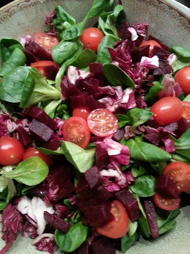 Seasonal Parisian dinner in picturesque Montmartre