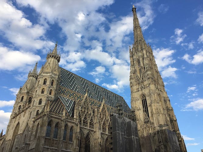 Recorrido privado a pie por Viena con la Ópera Estatal