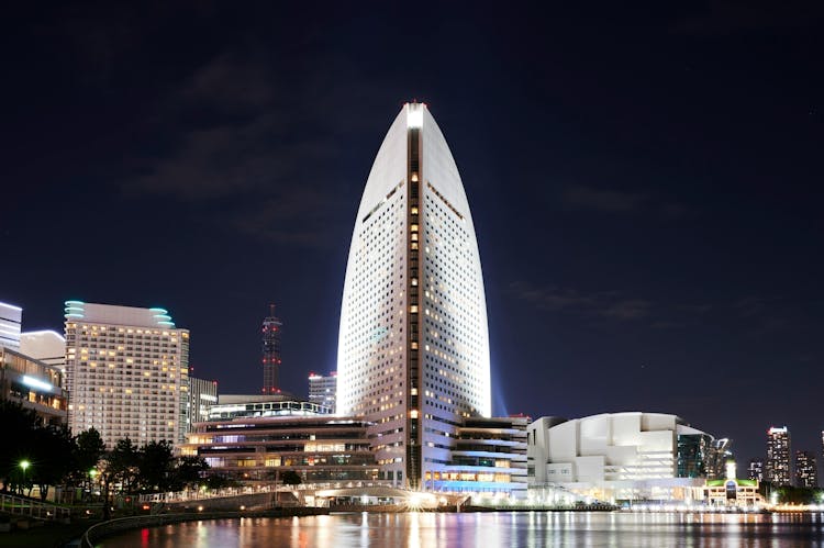 Yokohama private and customisable full-day guided walking tour