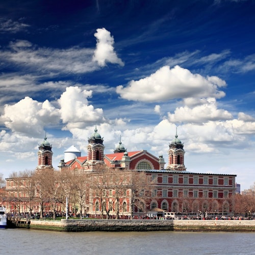 Statue of Liberty and Ellis Island Ticket: Ferry from New Jersey