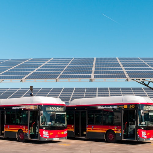 Seville: One-Way Transfer from City Center to Airport