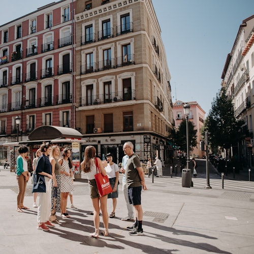 Madrid: Paella & Tapas Cooking Class + Market Visit