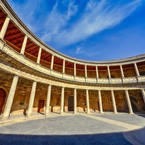 Alhambra y Palacios nazaríes: Entrada + Audioguía