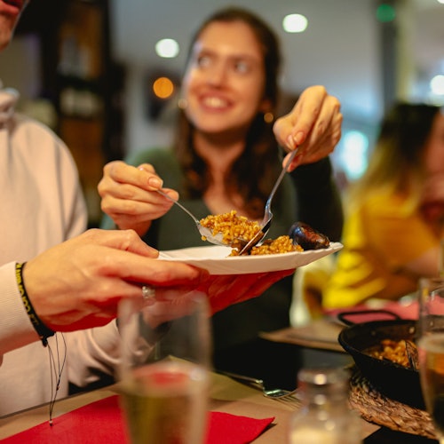 Barcelona: Ruta Guiada de Tapas y Copas